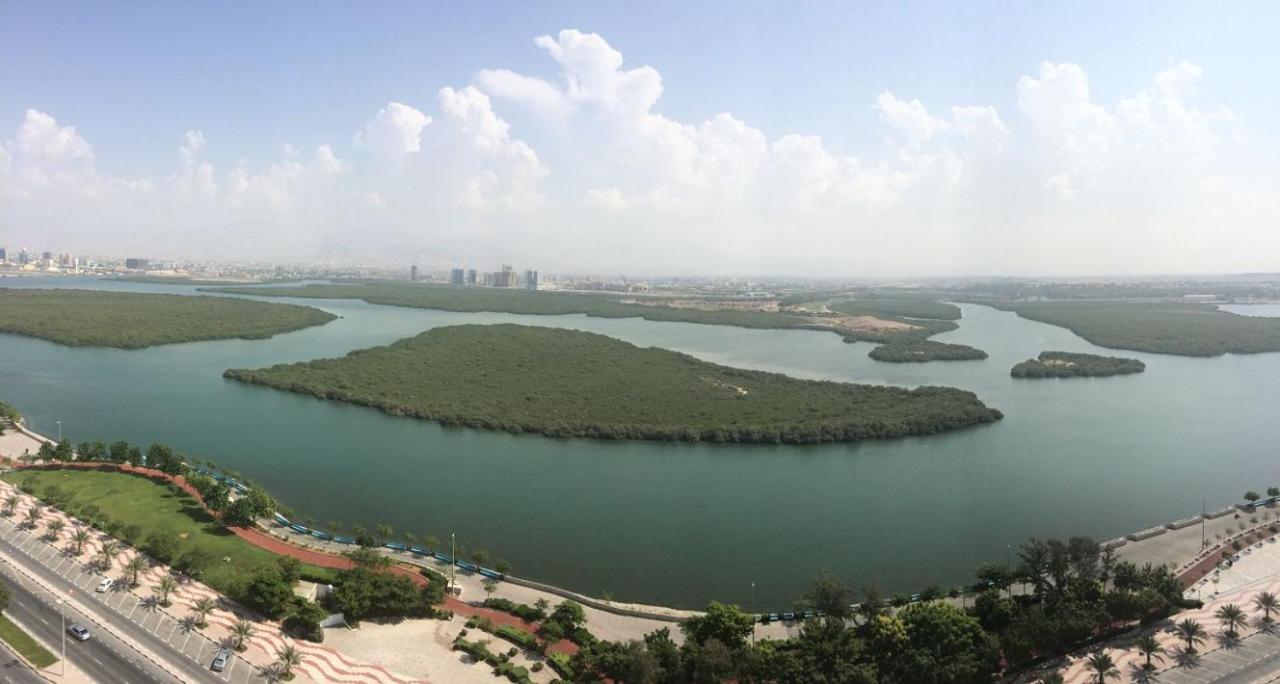 Mangrove Hotel Ras al-Khaimah Buitenkant foto