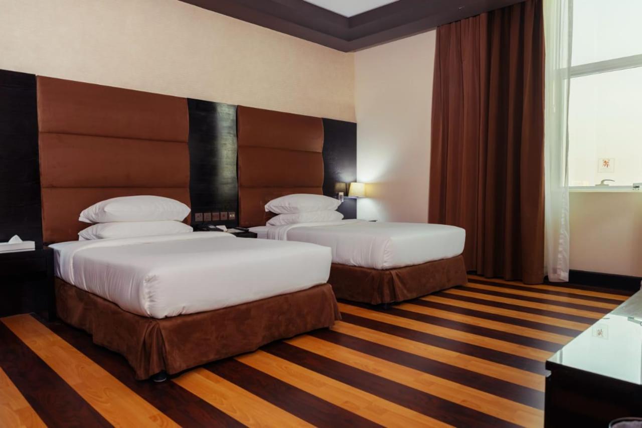 Mangrove Hotel Ras al-Khaimah Buitenkant foto